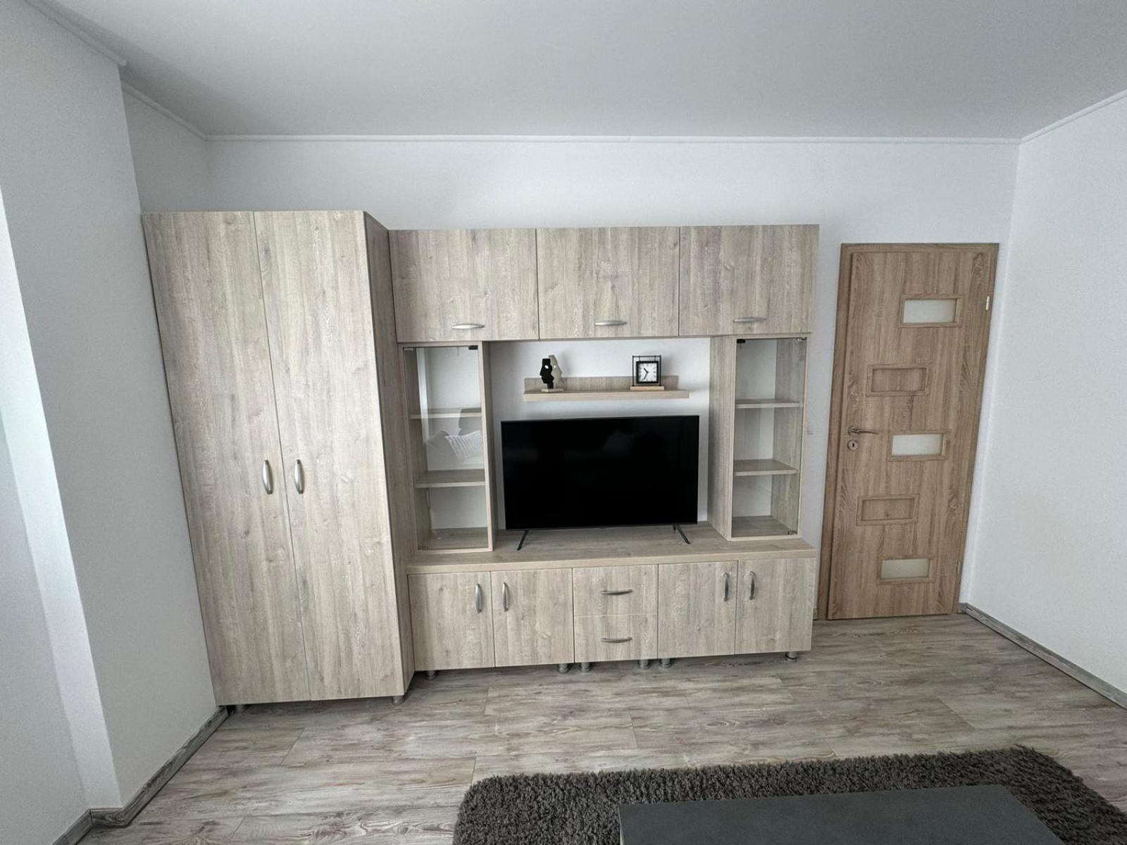 Bingo Apartman Cristuru Secuiesc Exterior photo