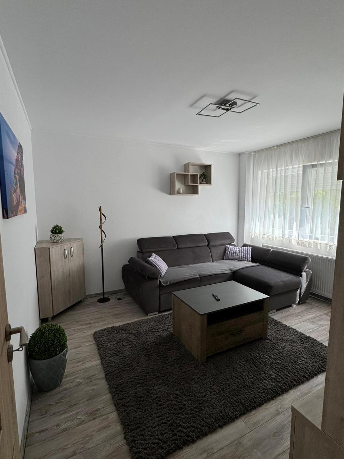 Bingo Apartman Cristuru Secuiesc Exterior photo